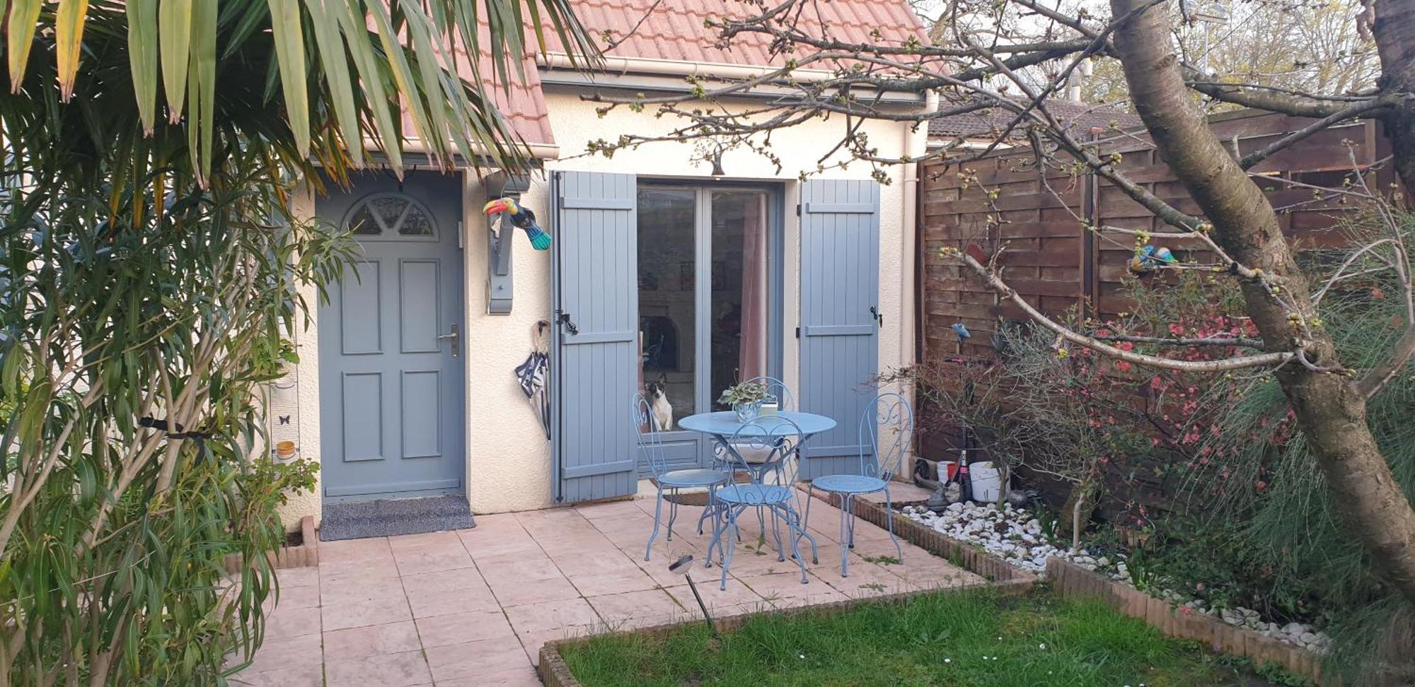 Claude Et Martine Apartamento Villeparisis Exterior foto